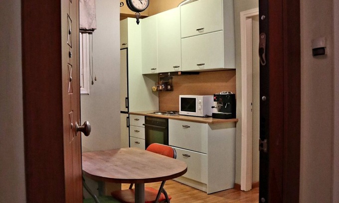 Omonia Apartment | CENTRO 50sqm, 3rd floor apartment, of a very central block of flats ,in Athens.