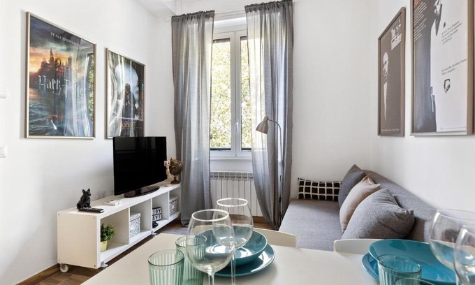 Cagnola Apartment | Certosa Colorful Mini Flats
