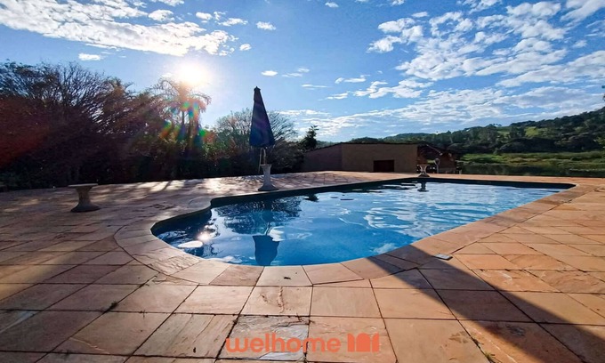 Cassia House | Chácara em Cássia com Natureza e Piscina