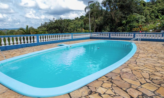 Mairinque House | Chácara Vista Linda com Wi-Fi totalmente equipada