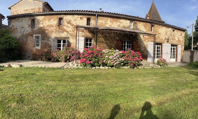 Beaumont-sur-Leze House | Château de Vignolles - BEAUMONT SUR LEZE