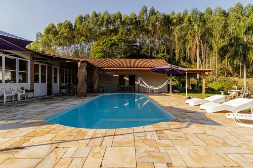 Igarata House | Chacara otima localizacao, piscina e churrasqueira