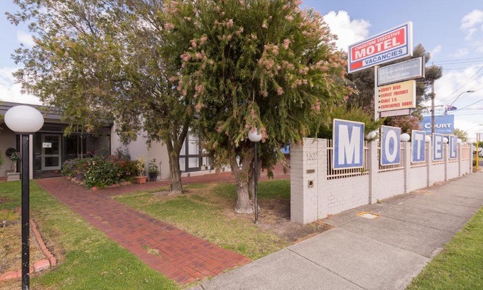 Hughesdale Hotel | Chadstone Executive Motel
