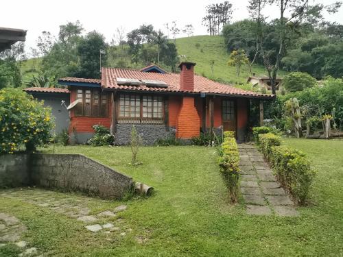 Visconde de Maua Cabin | Chalé Mauá Conforto e Arte