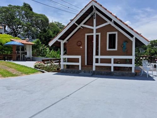 Sao Bento do Sapucai Cabin | Chalé Rosa Mística