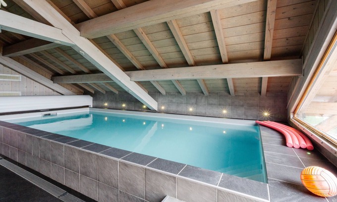 La Toussuire Ski Chalet | Chalet 'Le Jardin D'hiver' with Mountain View, Private Terrace and Wi-Fi