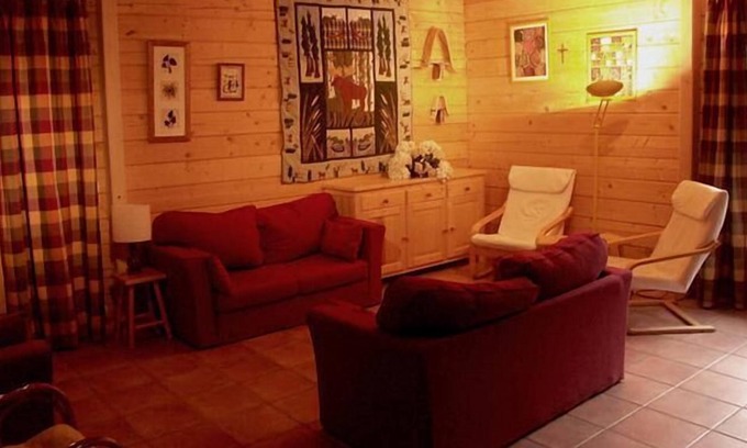 Venosc Ski Chalet | Chalet, 250m from ski lifts, swimming pool, sauna, terrace, balcony, tv, 180m², Les 2 Alpes