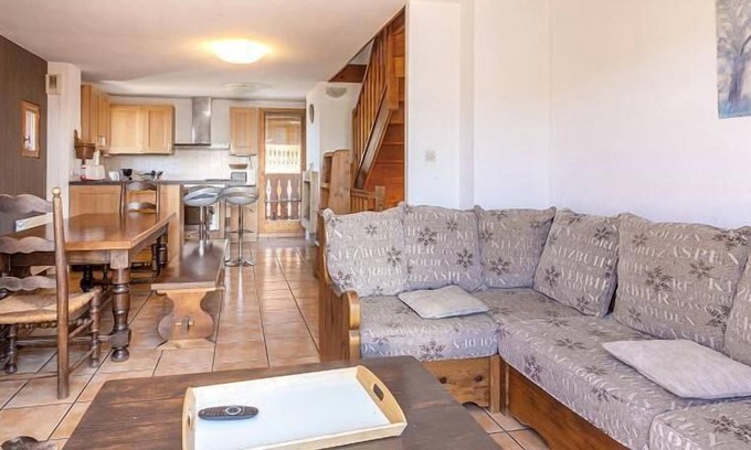 Plagne Soleil Ski Chalet | Chalet, 60m from shops, 3rd floor, view building, balcony, fireplace or stove, tv, ski locker, 85m²