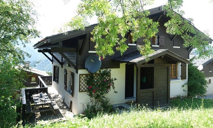 Crest-Voland Apartment | Chalet 8-9 people with 5 bedrooms