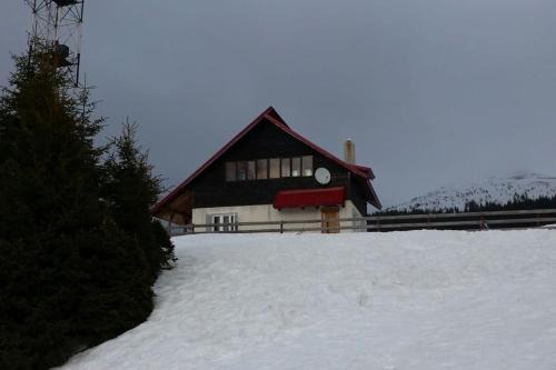 Petrosani Ski Chalet | Chalet Alpina66