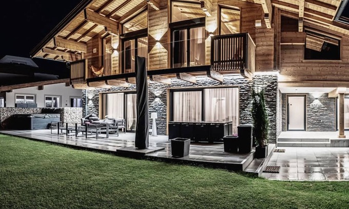 Piesendorf House | Chalet Amadeus - Designer Luxury Chalet for 14