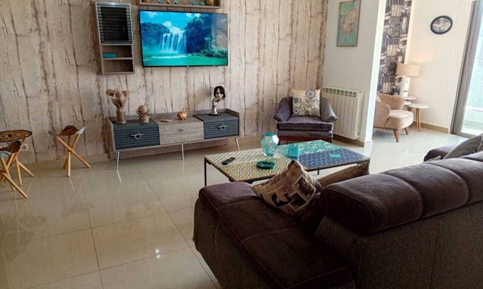 Duhur ash Shuwayr Ski Chalet | Chalet-apartment in Tilal Fanar resort, generator is included,