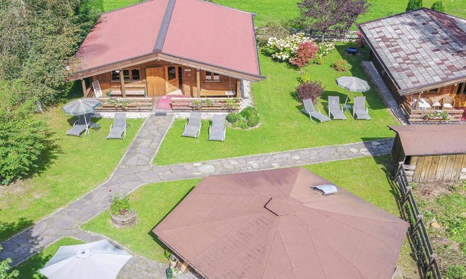 Oberndorf bei Kitzbuhel Apartment | Chalet/Apartment mit Gartenblick im Gartenhotel Rosenhof bei Kitzbühel