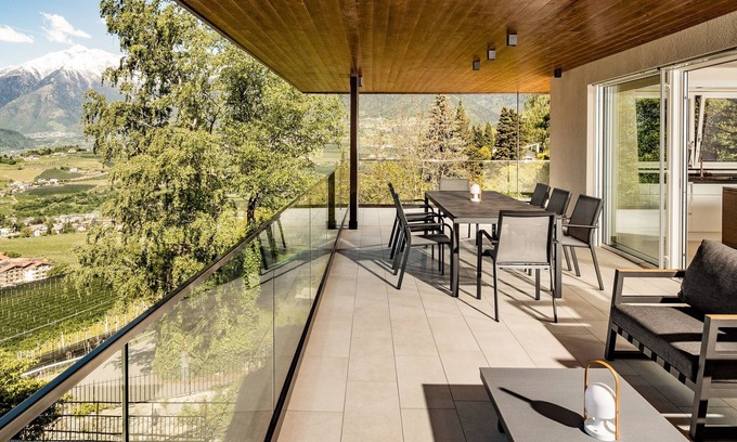 Schenna Apartment | Chalet "Apt. Penthouse - Schenna Chalet" with Pool, Whirlpool and Spa Access
