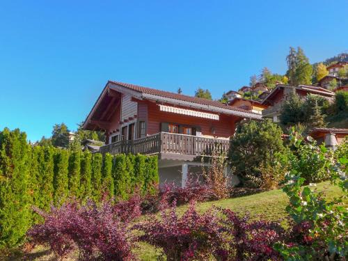 Saint-Pierre-de-Clages Ski Chalet | Chalet Bivak by Interhome