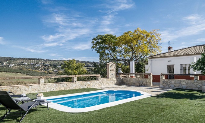 Ronda Ski Chalet | Chalet 'Casa Pilar' with Mountain View, Private Pool and Wi-Fi