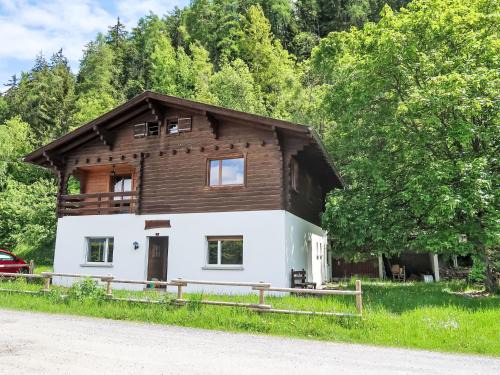 Riddes Ski Chalet | Chalet Chalet L'Etape by Interhome