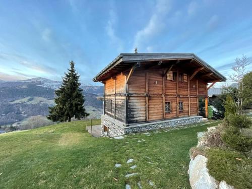 Crest-Voland Ski Chalet | Chalet de caractère pour 12 pers, 165m², 5 chambres, cheminée, hammam, babyfoot, proche des Saisies. - FR-1-733-76