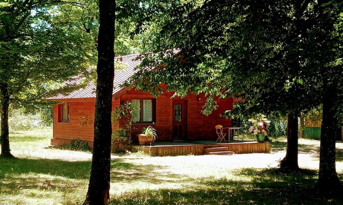 Valpuiseaux Ski Chalet | Chalet en forêt, brame du cerf