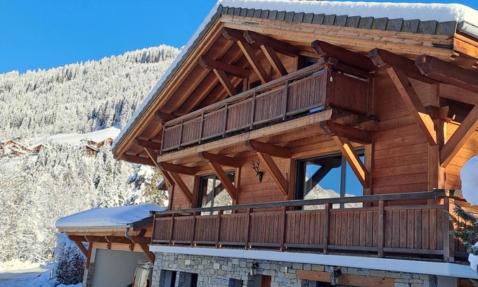 La Chapelle-d'Abondance Ski Chalet | CHALET 15 persons, 3 min from CHATEL, with sauna, jacuzzi, cinema room