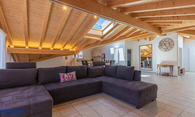 Wilderswil Apartment | Chalet Gousweid- Jungfrau Apartment
