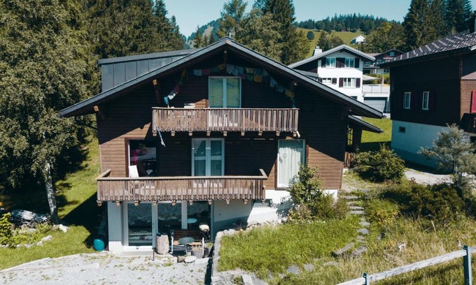 Amden House | Chalet Graggänescht