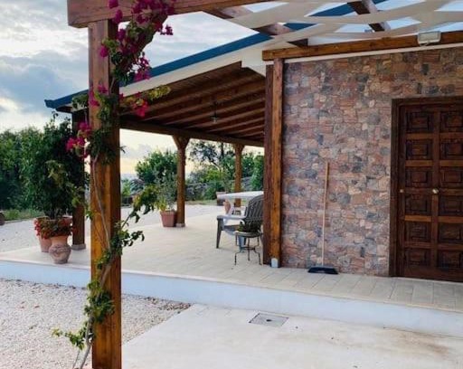 Partanna Ski Chalet | Chalet in campagna