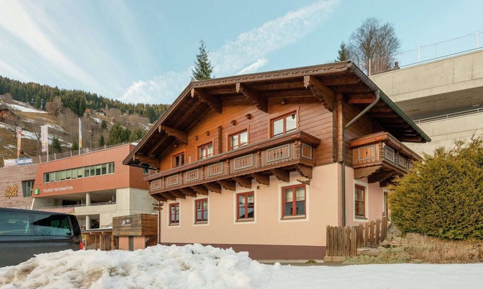 Dienten am Hochkoenig Ski Chalet | Chalet in Dienten/Salzburgerland near the slopes