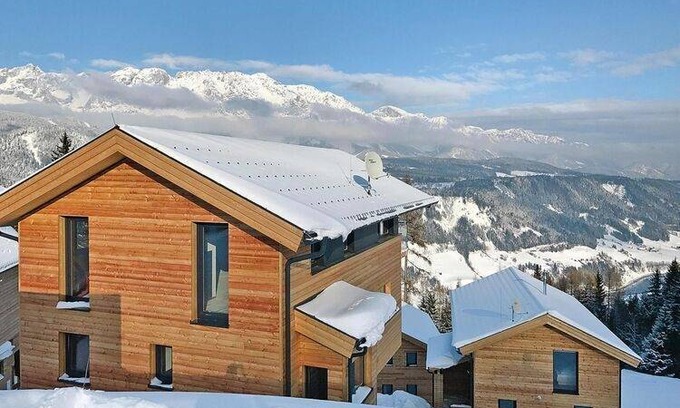 Pichl-Preunegg Ski Chalet | Chalet in Pichl im Ennstal at the ski lift