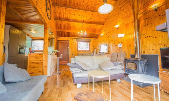 Somme-Leuze Ski Chalet | Chalet in Somme-leuze With Parking