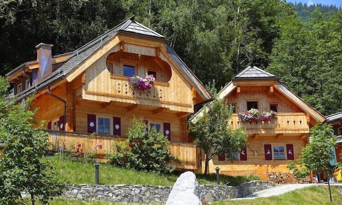 Schonbach Ski Chalet | Chalet in Wildkogel near Ski Slopes
