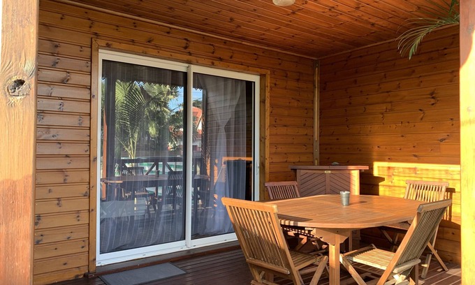 Petite-ÃŽle Ski Chalet | Chalet Kréol with its Spa