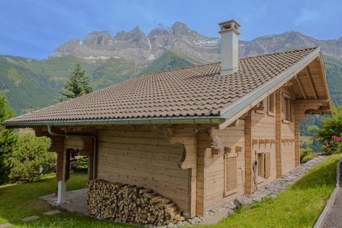 Champery Ski Chalet | Chalet l'Orchidée