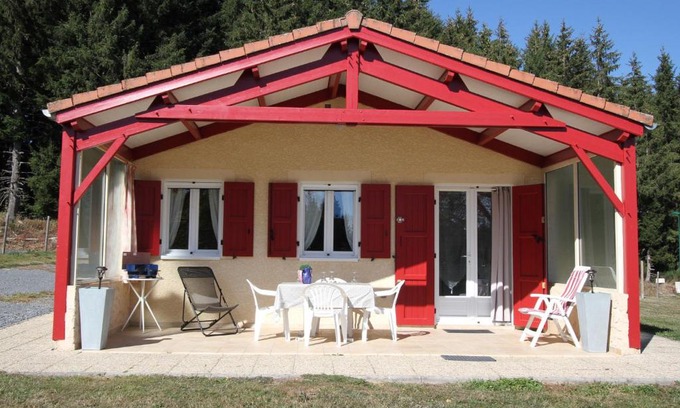 Monlet Ski Chalet | Chalet Le Clos des Sapins by Interhome
