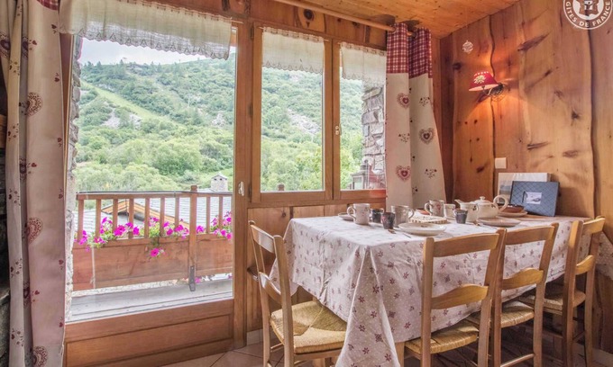 Bonneval-sur-Arc House | CHALET LE NÉVÉ - PERCE NEIGE