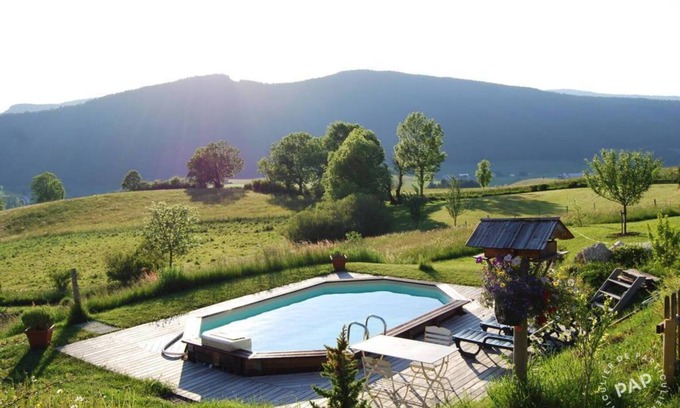 Villard-de-Lans Ski Chalet | Chalet 'Les Castors' with Mountain View, Private Pool and Wi-Fi