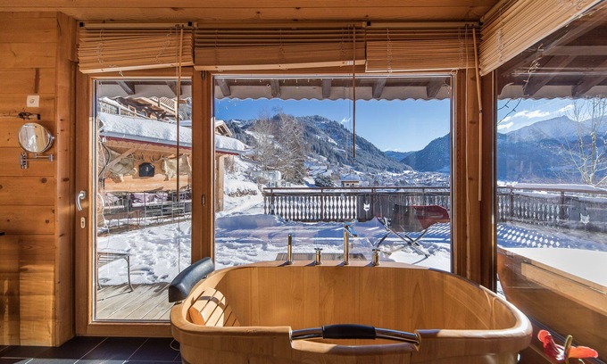 Chatel Ski Chalet | Chalet les Loups 25 Pers