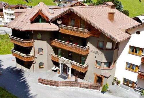 Ischgl Bed & Breakfast | Chalet Madlein
