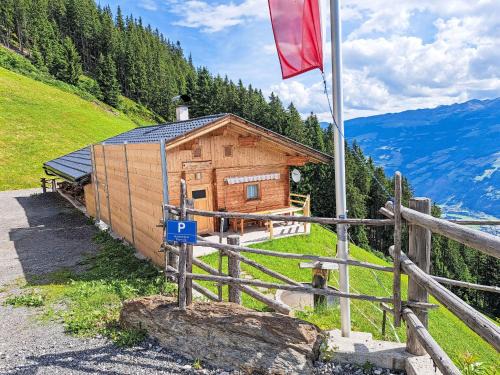 Hippach Ski Chalet | Chalet Nasenalmhütte by Interhome