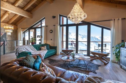 Val-Thorens Ski Chalet | Chalet Orlov