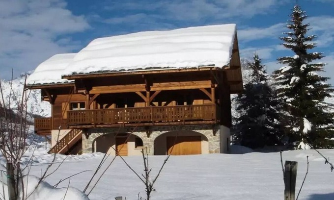 Puy-Saint-Vincent Ski Chalet | Chalet Pierre-puy-saint-vincent 1400 - Magnificent chalet with 12 beds close to the slopes