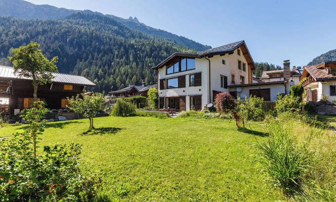 Argentiere Ski Chalet | Chalet Plein Centre - Savoyard Moderne, Argentière (Chamonix), France