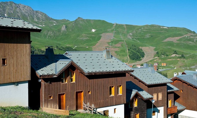 Plagne Soleil Ski Chalet | Chalet Privé 8p, départ et retour ski aux pieds