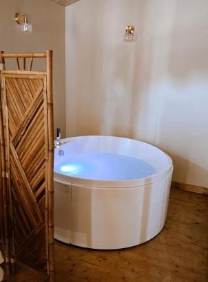 Montignac-Charente Ski Chalet | Chalet romantique & bucolique