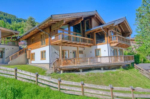 Zell am See House | Chalet Schmitten - by Alpen Apartments