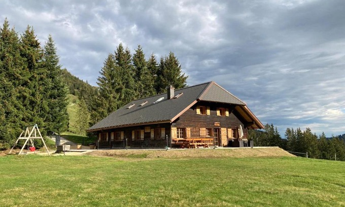Plaffeien Ski Chalet | Chalet Schwendli