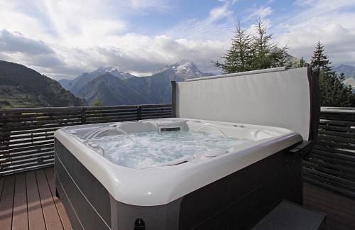 Les Deux Alpes Ski Chalet | Chalet Sno Lodge