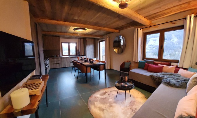 Bourg-Saint-Maurice Ski Chalet | Chalet "sous La Lune"
