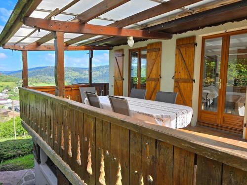 Gerbamont Ski Chalet | Chalet sous les sapins, calme, superbe vue avec piscine et sauna