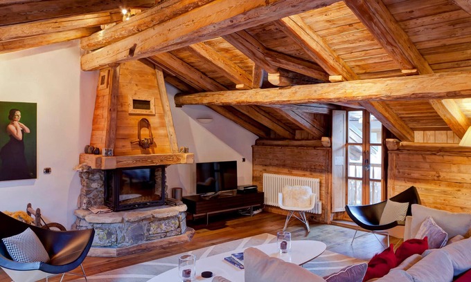 Le Praz Ski Chalet | Chalet spacieux, au cœur de Courchevel le Praz, proche des pistes, idéal pour 8 personnes.
